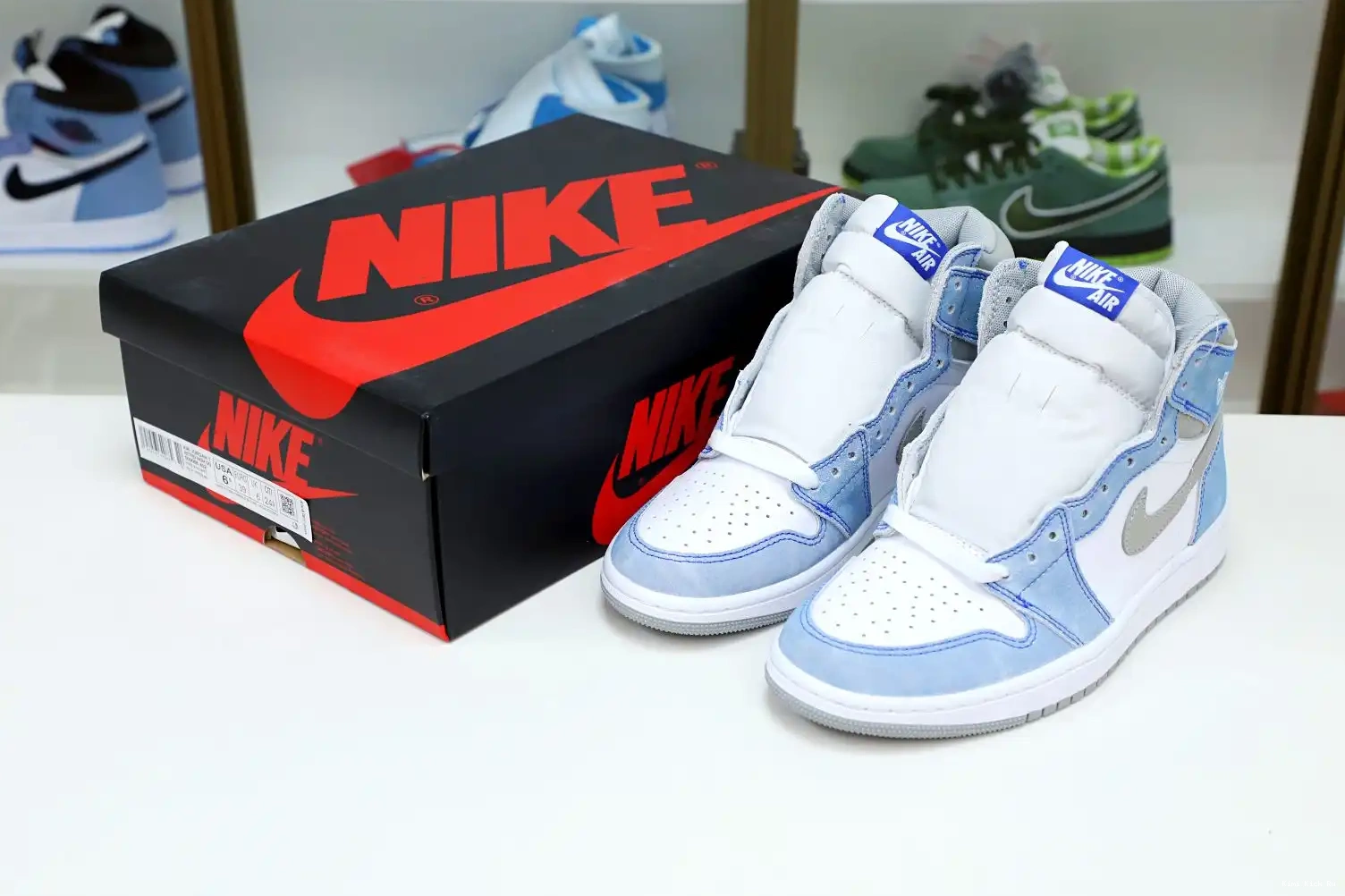RETRO 'HYPER JORDAN ROYAL' AIR HIGH Kimikick 1 OG 0608